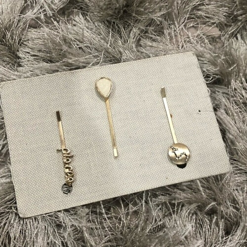 NWT ANTHROPOLOGIE ZODIAC SIGNS BOBBY PINS ARIES Hairpin